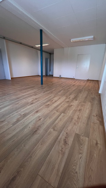 Bureaux 60m2                            Gare de Coppet